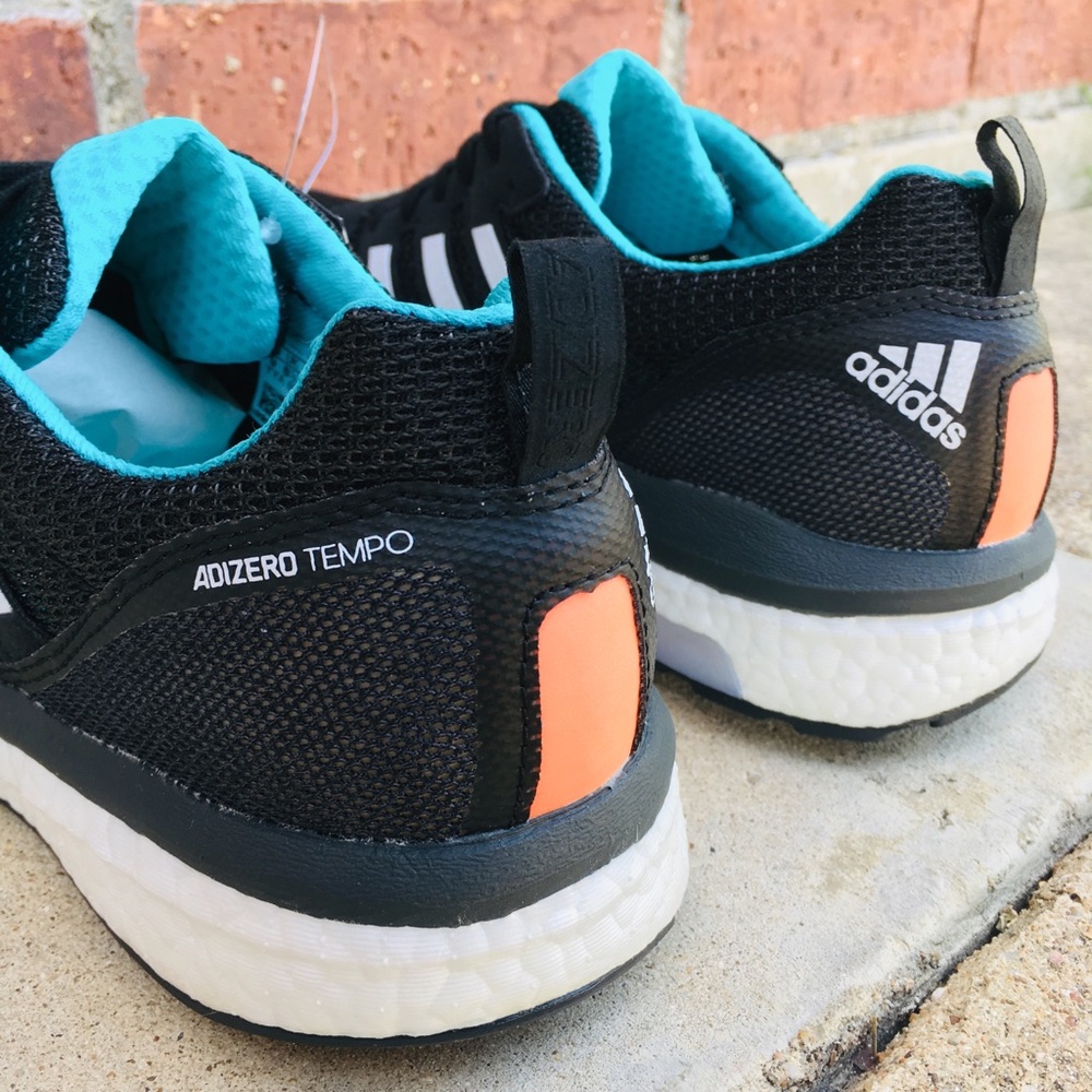 ADIDAS BOOST ADIZERO TEMPO “AKTIV AGAINST CANCER” - Picture 4 of 8